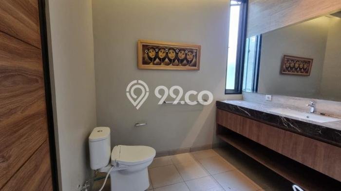 Rumah Luxury Modern Tanpa Renovasi di BSD Vermont Tangerang Rumah Luxury Modern Tanpa Renovasi di BSD Vermont Tangerang