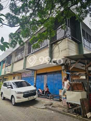 Unit Ruko Dijual di Karawaci Tangerang Luas Tanah 192m2, Luas Bangunan 200m2 Unit Ruko Dijual di Karawaci Tangerang Luas Tanah 192m2, Luas Bangunan 200m2