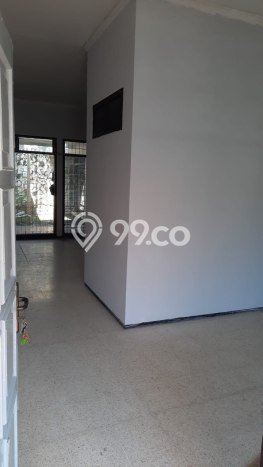 Rumah Luas Asri 4 KT Siap Huni di Surabaya Kota Surabaya Rumah Luas Asri 4 KT Siap Huni di Surabaya Kota Surabaya