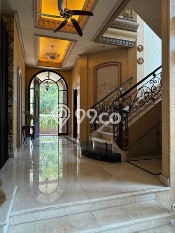 Ready to Use! Premium House LT 600m2 Desain Modern di Surabaya Kota Ready to Use! Premium House LT 600m2 Desain Modern di Surabaya Kota