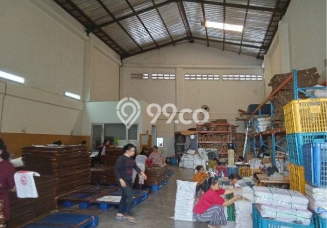 Unit Gudang Dijual di Kenjeran Surabaya 693m2 Unit Gudang Dijual di Kenjeran Surabaya 693m2