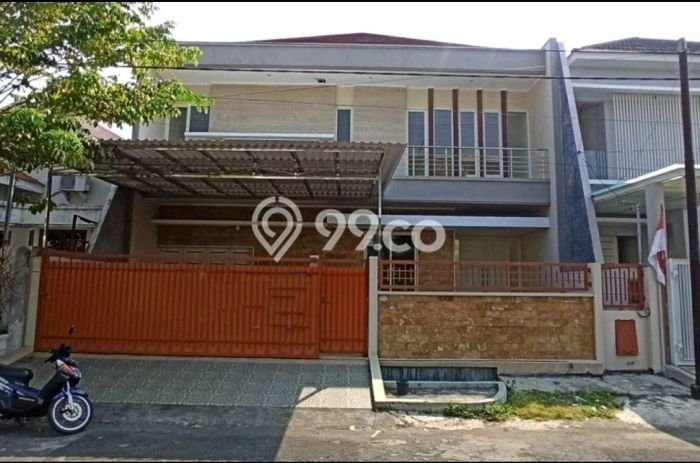 Dijual Rumah Luas Megah Dengan View Cantik di Dharma Husada, Surabaya Dijual Rumah Luas Megah Dengan View Cantik di Dharma Husada, Surabaya