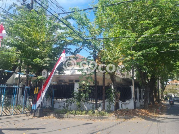 Rumah Mewah LB 400m2 Siap Pakai Desain Elegan di Surabaya Kota, Surabaya Rumah Mewah LB 400m2 Siap Pakai Desain Elegan di Surabaya Kota, Surabaya