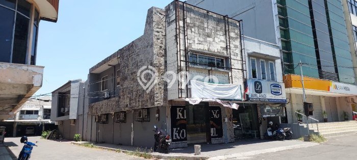 Ruko Dijual di Surabaya LT 225m2 & LB 438m2 Lokasi Terbaik! Ruko Dijual di Surabaya LT 225m2 & LB 438m2 Lokasi Terbaik!
