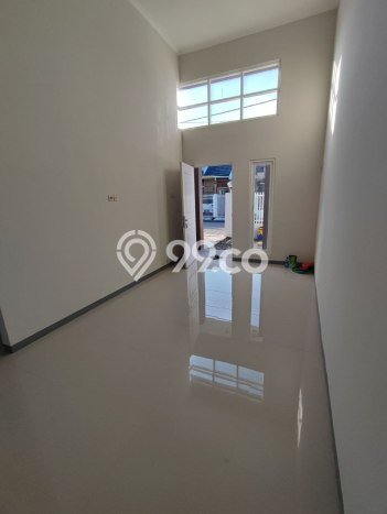 Rumah Minimalis 2 KT di Gununganyar Surabaya Unfurnished Rumah Minimalis 2 KT di Gununganyar Surabaya Unfurnished
