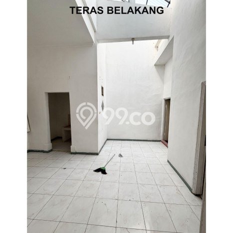 Rumah Modern 4 Kamar LT 200m2 di Mojoarum Rumah Modern 4 Kamar LT 200m2 di Mojoarum