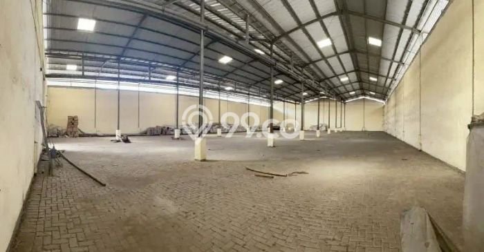 Gudang Bagus LT 1800m2 LB 1440m2 Dijual di Margomulyo Surabaya Gudang Bagus LT 1800m2 LB 1440m2 Dijual di Margomulyo Surabaya