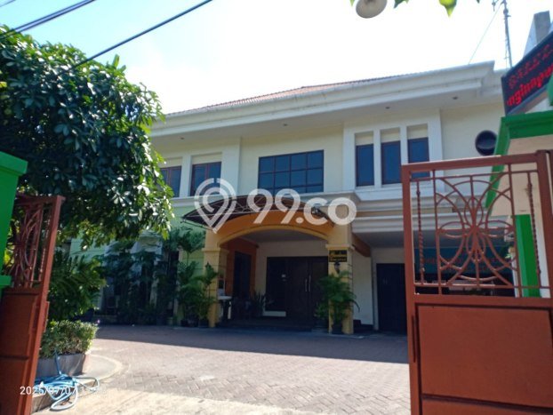 Rumah Eksklusif Best Location di Surabaya, Jawa Timur Rumah Eksklusif Best Location di Surabaya, Jawa Timur