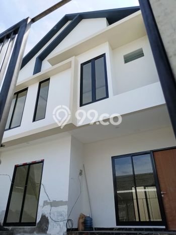 Rumah Modern 4 Kamar LT 120m2 di Surabaya Kota Rumah Modern 4 Kamar LT 120m2 di Surabaya Kota