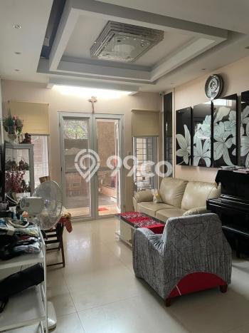 Rumah Luxury Modern Tanpa Renovasi di Daan Mogot Jakarta Barat Rumah Luxury Modern Tanpa Renovasi di Daan Mogot Jakarta Barat