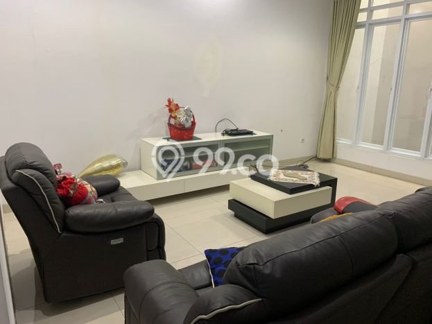 Hunian Eksklusif Dijual LT 126m2 di Kebon Jeruk, Jakarta Barat Hunian Eksklusif Dijual LT 126m2 di Kebon Jeruk, Jakarta Barat