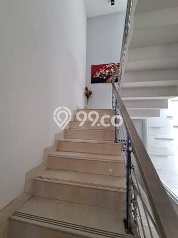 Jual Rumah Mewah Megah Dengan View Cantik di Green Garden, Jakarta Barat Jual Rumah Mewah Megah Dengan View Cantik di Green Garden, Jakarta Barat