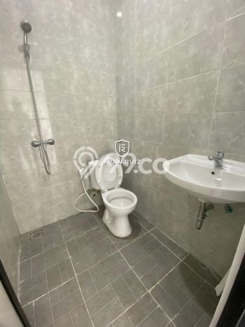 Dijual Rumah Eksklusif 3 KT di Green Garden, Jakarta Barat Dijual Rumah Eksklusif 3 KT di Green Garden, Jakarta Barat