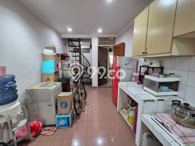 Rumah Elit Modern Siap Huni di Green Garden Jakarta Barat Rumah Elit Modern Siap Huni di Green Garden Jakarta Barat
