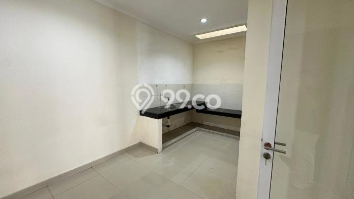 Jual Rumah Mewah Megah Dengan View Cantik di Daan Mogot, Jakarta Barat Jual Rumah Mewah Megah Dengan View Cantik di Daan Mogot, Jakarta Barat