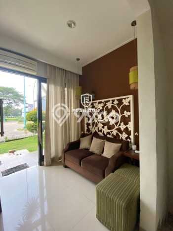 Rumah Elit LB 250m2 Siap Pakai Desain Elegan di Daan Mogot, Jakarta Barat Rumah Elit LB 250m2 Siap Pakai Desain Elegan di Daan Mogot, Jakarta Barat