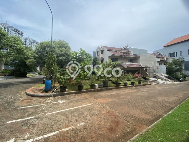 Jual Rumah Mewah Elegan Dengan View Cantik di Mutiara Kedoya, Jakarta Barat Jual Rumah Mewah Elegan Dengan View Cantik di Mutiara Kedoya, Jakarta Barat