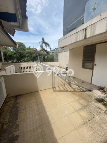 Jual Rumah Mewah Elegan Dengan View Cantik di Mutiara Kedoya, Jakarta Barat Jual Rumah Mewah Elegan Dengan View Cantik di Mutiara Kedoya, Jakarta Barat