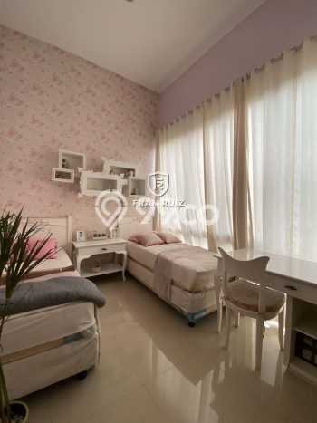 Rumah Elit LB 250m2 Siap Pakai Desain Elegan di Daan Mogot, Jakarta Barat Rumah Elit LB 250m2 Siap Pakai Desain Elegan di Daan Mogot, Jakarta Barat