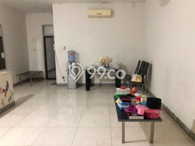 Rumah Luas Asri 2 KT Siap Huni di Taman Cosmos Jakarta Barat Rumah Luas Asri 2 KT Siap Huni di Taman Cosmos Jakarta Barat