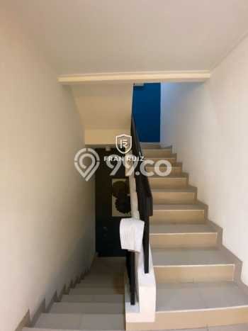 Rumah Elit LB 250m2 Siap Pakai Desain Elegan di Daan Mogot, Jakarta Barat Rumah Elit LB 250m2 Siap Pakai Desain Elegan di Daan Mogot, Jakarta Barat