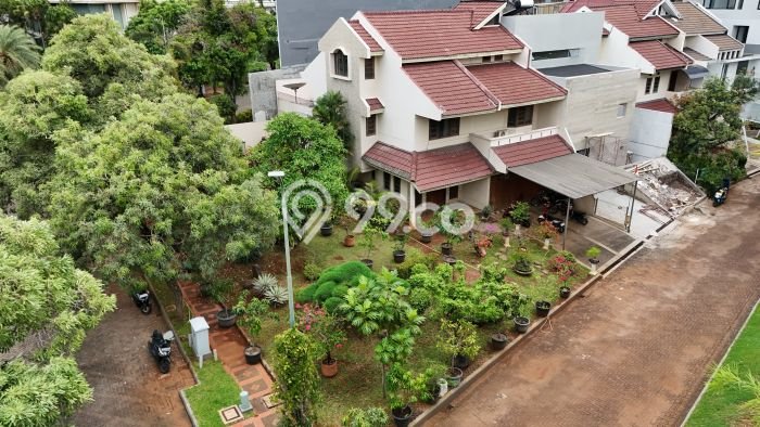 Jual Rumah Mewah Elegan Dengan View Cantik di Mutiara Kedoya, Jakarta Barat Jual Rumah Mewah Elegan Dengan View Cantik di Mutiara Kedoya, Jakarta Barat
