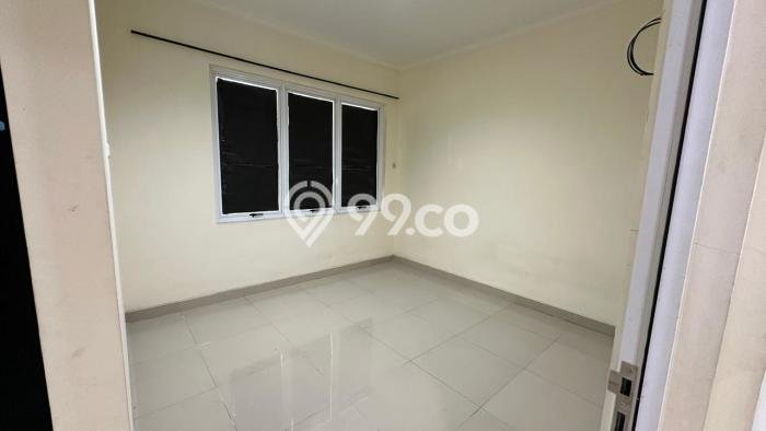 Jual Rumah Mewah Megah Dengan View Cantik di Daan Mogot, Jakarta Barat Jual Rumah Mewah Megah Dengan View Cantik di Daan Mogot, Jakarta Barat