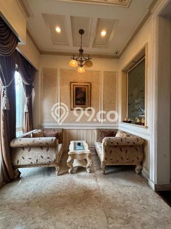 Ready to Use! Luxury House LT 300m2 Desain Elegan di Green garden Ready to Use! Luxury House LT 300m2 Desain Elegan di Green garden