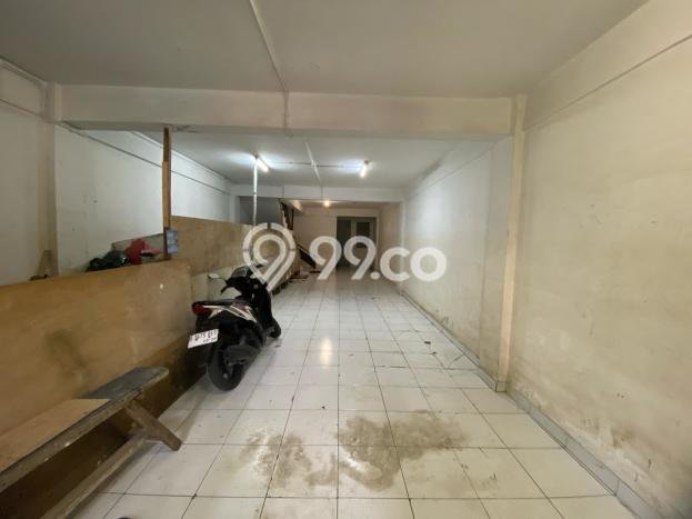 Disewakan Ruko di Kawasan Ramai Green Ville Luas 200m2 Disewakan Ruko di Kawasan Ramai Green Ville Luas 200m2