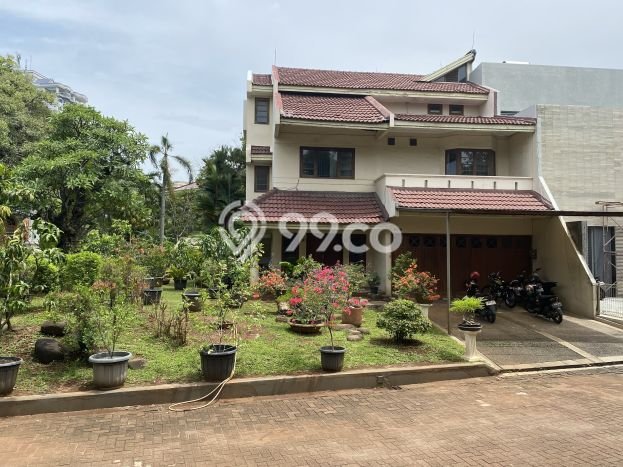 Jual Rumah Mewah Elegan Dengan View Cantik di Mutiara Kedoya, Jakarta Barat Jual Rumah Mewah Elegan Dengan View Cantik di Mutiara Kedoya, Jakarta Barat