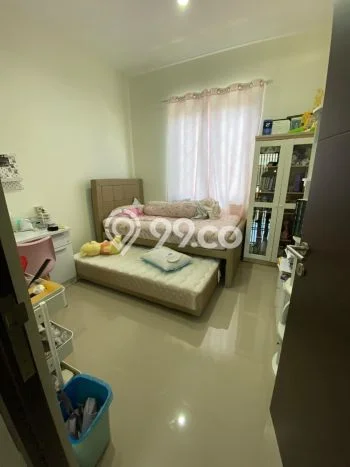 Disewakan! Rumah 4 Kamar Tidur &
3 Kamar Mandi di Daan Mogot, Jakarta Barat Disewakan! Rumah 4 Kamar Tidur &
3 Kamar Mandi di Daan Mogot, Jakarta Barat