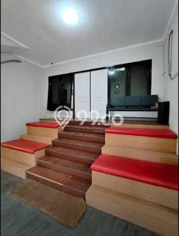 Dijual Rumah Kost di Siwalan Kerto, Surabaya, 74 KT, 73 KM, Bangunan 2500m2 Dijual Rumah Kost di Siwalan Kerto, Surabaya, 74 KT, 73 KM, Bangunan 2500m2