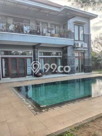 Rumah 5 Kamar Dekat dengan Akses Transportasi, Denpasar - Lokasi Premium Rumah 5 Kamar Dekat dengan Akses Transportasi, Denpasar - Lokasi Premium