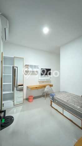 Dijual Kost Strategis di Lowokwaru, Malang 18 KT, 18 KM, Luas Bangunan 400m2 Dijual Kost Strategis di Lowokwaru, Malang 18 KT, 18 KM, Luas Bangunan 400m2