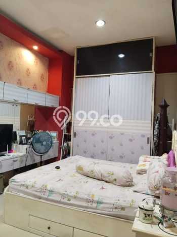 Properti Idaman 4 Kamar Tidur Dekat Pusat Kota di Gununganyar, Surabaya Properti Idaman 4 Kamar Tidur Dekat Pusat Kota di Gununganyar, Surabaya