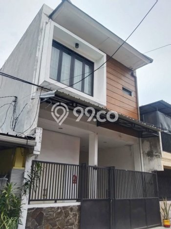 Jual Rumah Bagus Siap Huni LB 160m2 di Wiyung, Surabaya Jual Rumah Bagus Siap Huni LB 160m2 di Wiyung, Surabaya