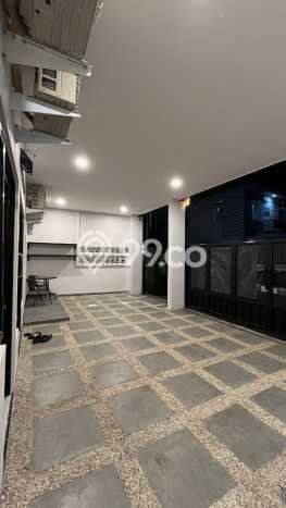 Dijual Kost Strategis di Lowokwaru, Malang 18 KT, 18 KM, Luas Bangunan 400m2 Dijual Kost Strategis di Lowokwaru, Malang 18 KT, 18 KM, Luas Bangunan 400m2