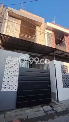 Dijual Kost Strategis di Jambangan, Surabaya 9 KT, 9 KM, Luas Bangunan 144m2 Dijual Kost Strategis di Jambangan, Surabaya 9 KT, 9 KM, Luas Bangunan 144m2