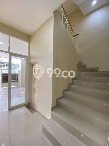 Investasi Kost Dijual di Lowokwaru, Malang, Spesifikasi 18 KT, 19 KM, 314m2 Investasi Kost Dijual di Lowokwaru, Malang, Spesifikasi 18 KT, 19 KM, 314m2