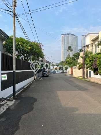 Rumah Siap Disurvey lokasi Senayan, Jakarta Selatan, LT 446m² Bangunan 400m² Rumah Siap Disurvey lokasi Senayan, Jakarta Selatan, LT 446m² Bangunan 400m²