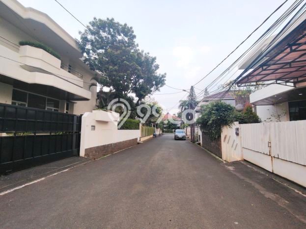 Hunian Super Elit dengan Akses Paling Strategis di Simprug, Jakarta Selatan Hunian Super Elit dengan Akses Paling Strategis di Simprug, Jakarta Selatan