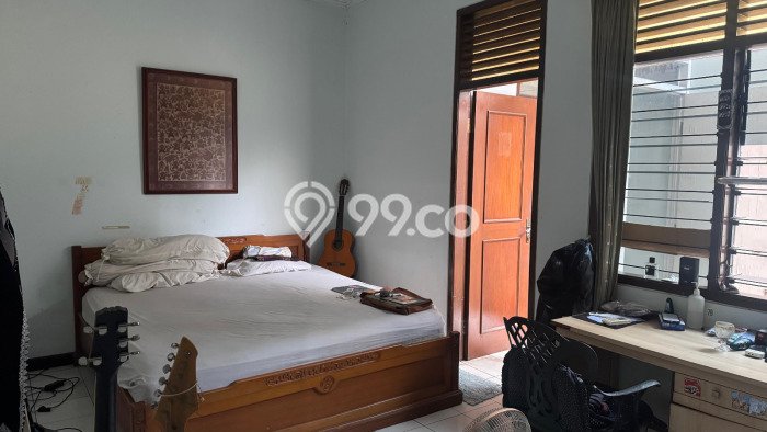 Hunian Mewah Siap Huni LT 194m2 di Kebayoran Baru, Jakarta Selatan Hunian Mewah Siap Huni LT 194m2 di Kebayoran Baru, Jakarta Selatan