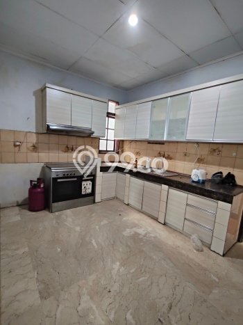 Disewakan Rumah Nyaman LT 504m2 / LB 400m2 di Mega Kuningan, Jakarta Selatan Disewakan Rumah Nyaman LT 504m2 / LB 400m2 di Mega Kuningan, Jakarta Selatan