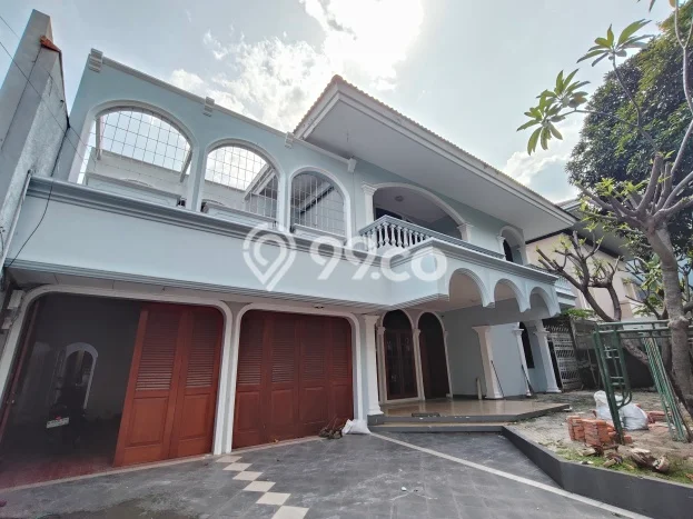 Disewakan Rumah Nyaman LT 504m2 / LB 400m2 di Mega Kuningan, Jakarta Selatan Disewakan Rumah Nyaman LT 504m2 / LB 400m2 di Mega Kuningan, Jakarta Selatan