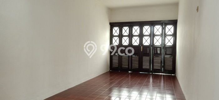 Rumah sewa siap pakai 4 KT di Bintaro, Jakarta Selatan Rumah sewa siap pakai 4 KT di Bintaro, Jakarta Selatan