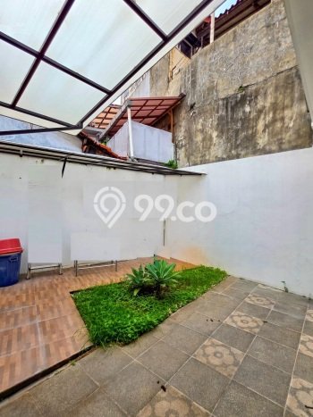 Jual Rumah Luas Elegan Dengan View Eksklusif di Bintaro, Jakarta Selatan Jual Rumah Luas Elegan Dengan View Eksklusif di Bintaro, Jakarta Selatan