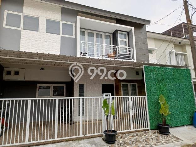 Rumah Luas Asri 8 KT Siap Huni di Bintaro Tangerang Selatan Rumah Luas Asri 8 KT Siap Huni di Bintaro Tangerang Selatan