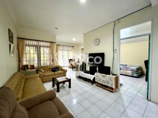 Rumah Elit Modern Siap Huni di Bintaro Tangerang Selatan Rumah Elit Modern Siap Huni di Bintaro Tangerang Selatan