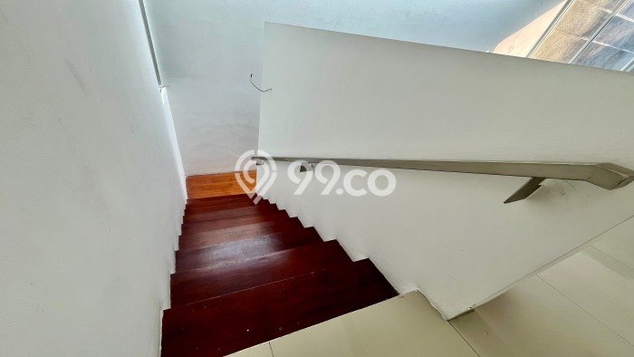 For Sale! Luxury House LT 155m2 Desain Modern di Pondok Pinang For Sale! Luxury House LT 155m2 Desain Modern di Pondok Pinang