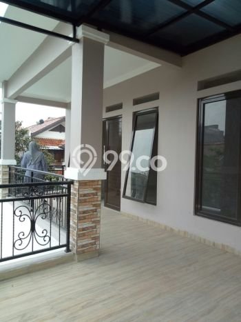 Ready to Use! Luxury House LT 180m2 Desain Modern di Bintaro Ready to Use! Luxury House LT 180m2 Desain Modern di Bintaro